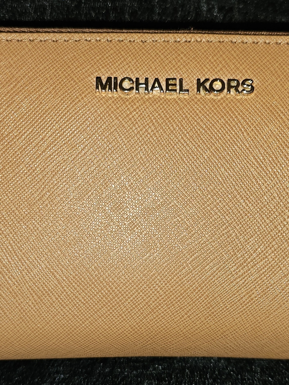 Michael Kors Leather Continental Wristlet
